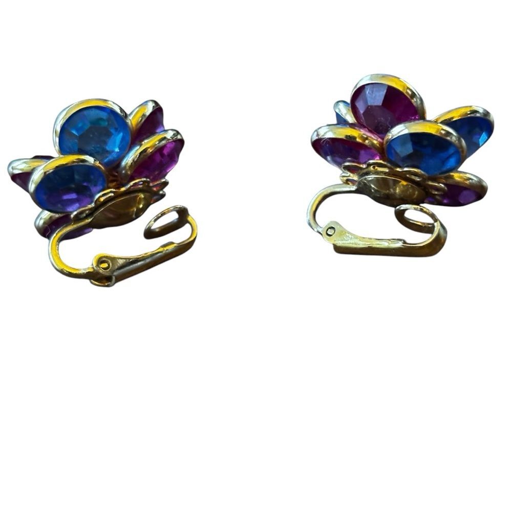 Vintage Floral Clip-On Earrings Gold-Tone Multicolor Gemstone Retro Jewelry - Picture 3 of 4